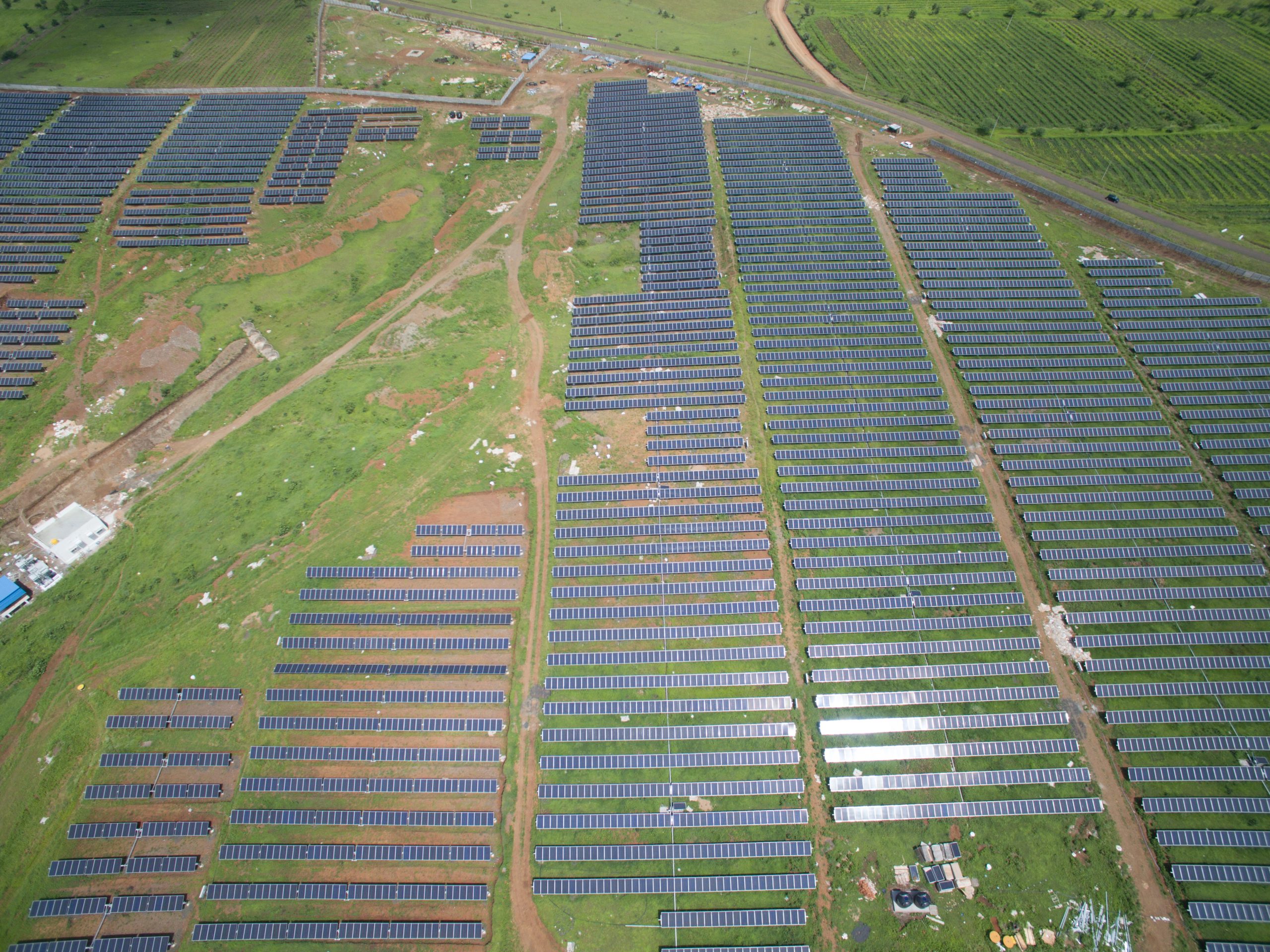 Massive solar power plant implemented by Enerpac
