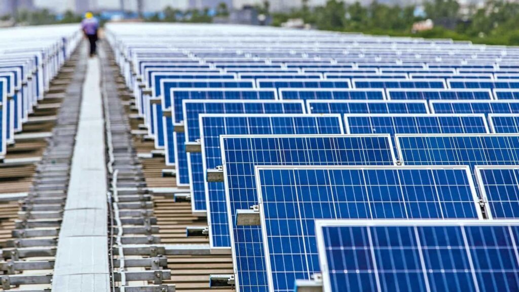 Commercial solar savings calculation showing net metering benefits, electricity cost reduction, and ROI for 1 MW solar system
